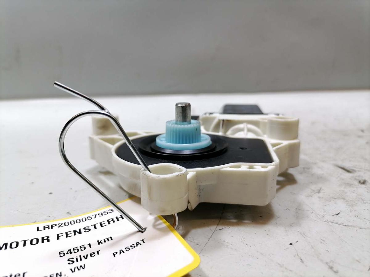 VW Passat B9 original Fensterhebermotor vorn rechts Bj.2024